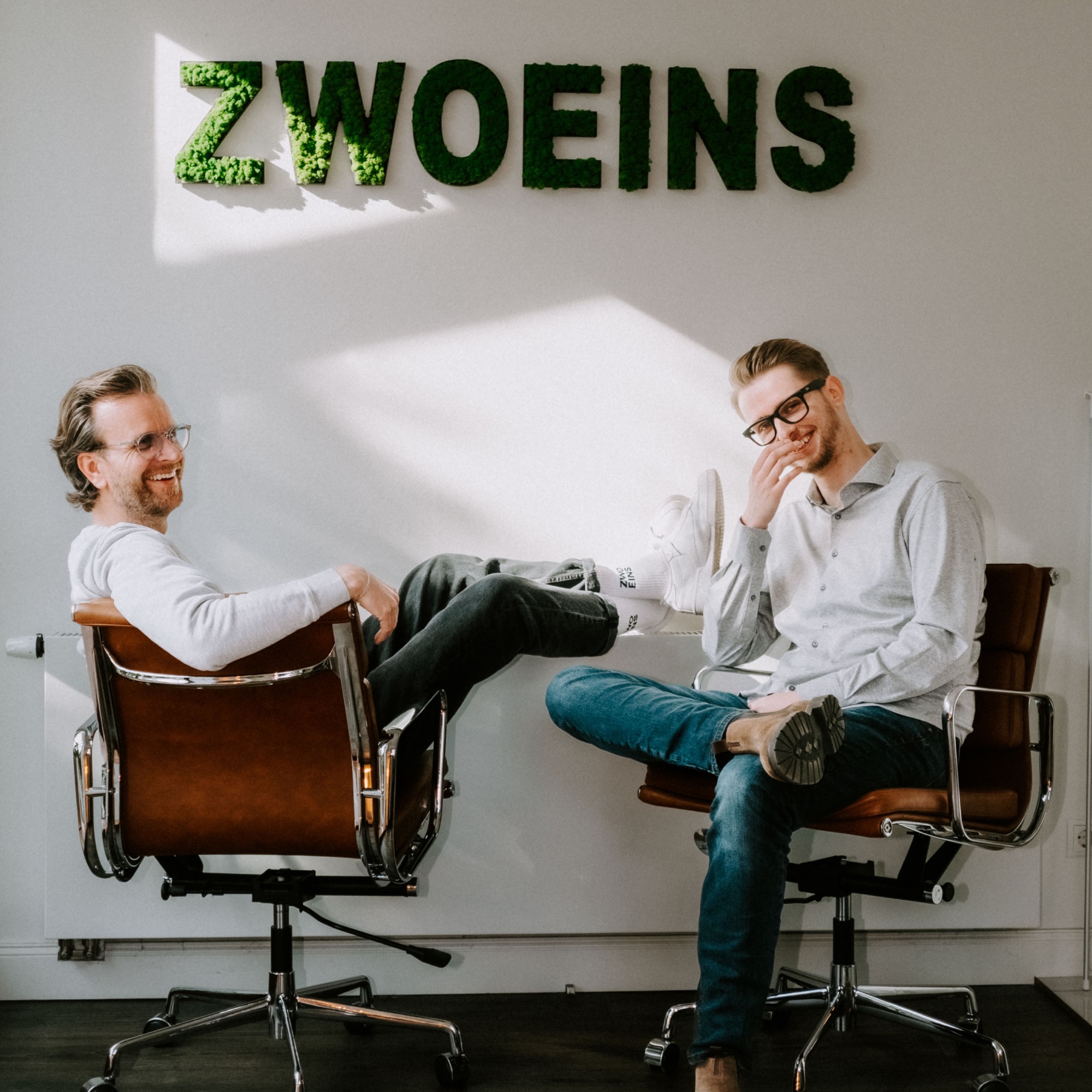 ZWOEINS
